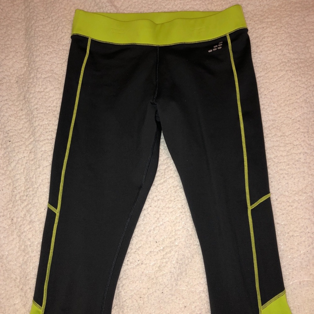 Cropped Athletic Legging Capris